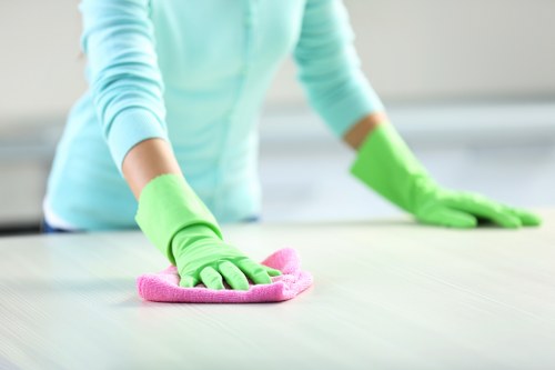 On-site curtain cleaning process for homes in Fulham